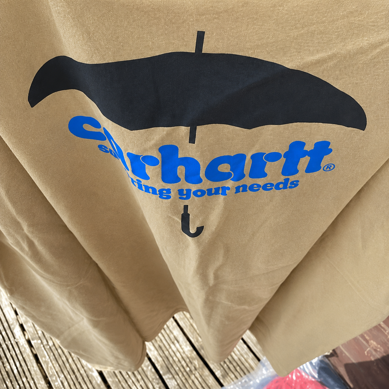 Men’s beige Carhartt teeshirt With logo on front and back