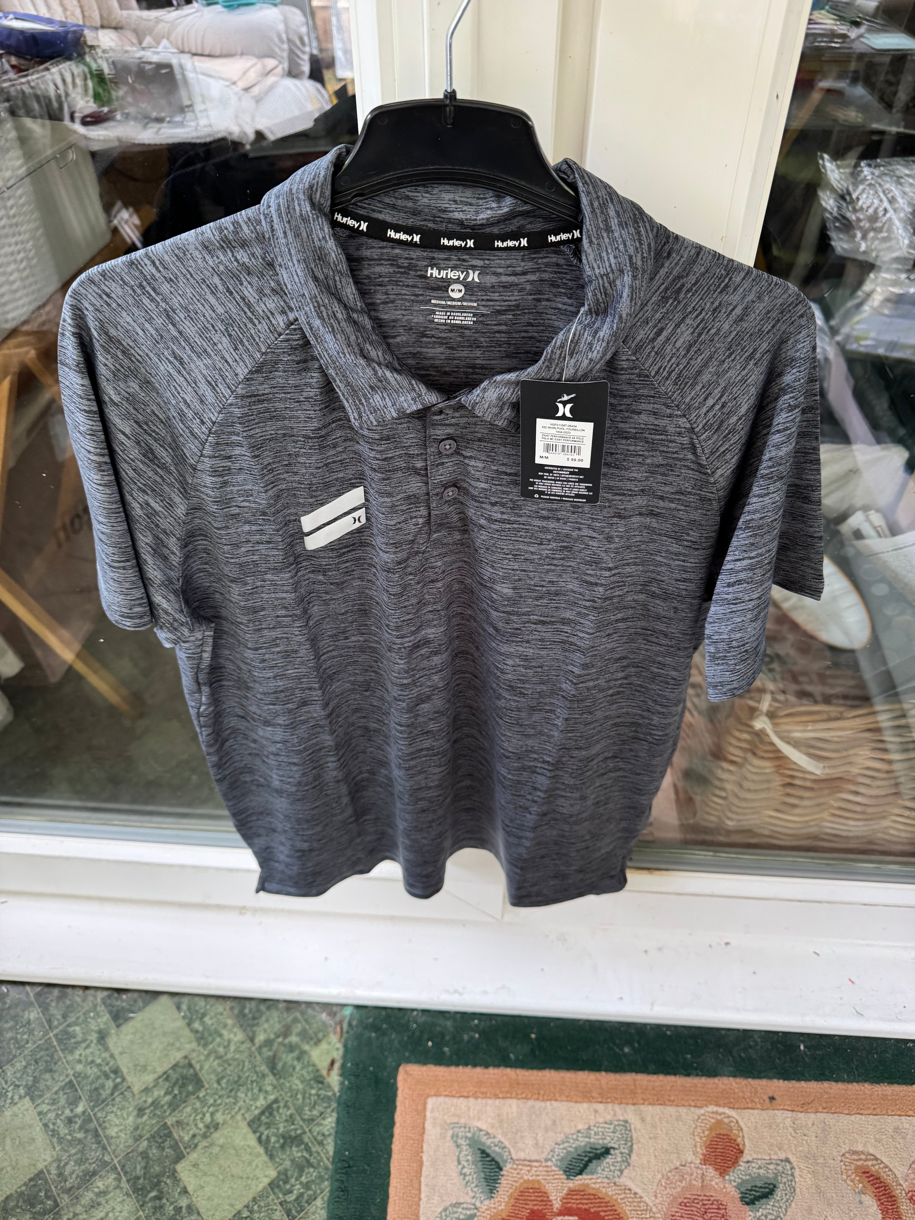 Hurley quick dry sports top..various sizes/colours
