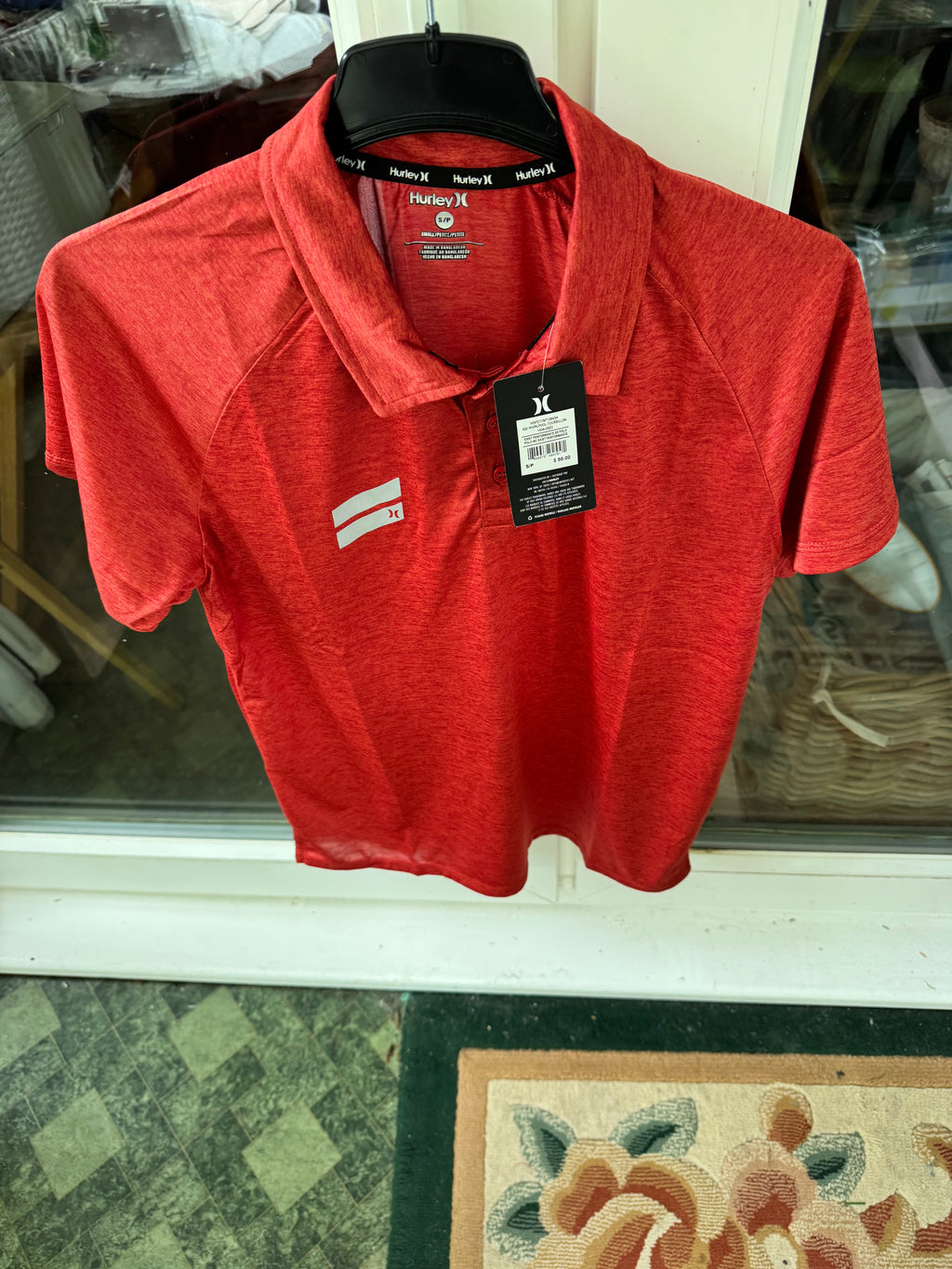 Hurley quick dry sports top..various sizes/colours